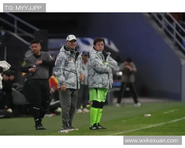 足球明星赛场庆祝舞蹈大赏展现激情与魅力的精彩瞬间 足球明星赛场庆祝舞蹈大赏展现激情与魅力的精彩瞬间