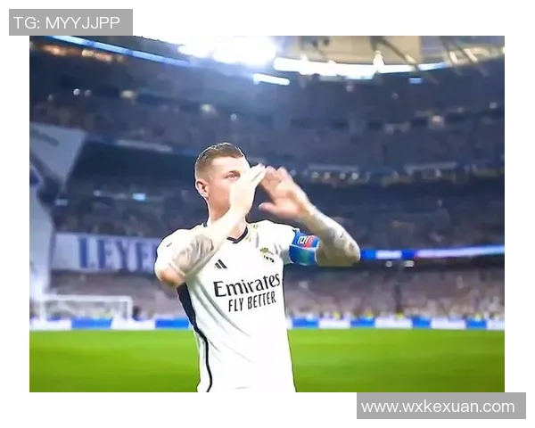 足球界顶尖球星的荣耀与成就揭秘级别高的明星如何影响比赛与球迷 足球界顶尖球星的荣耀与成就揭秘级别高的明星如何影响比赛与球迷